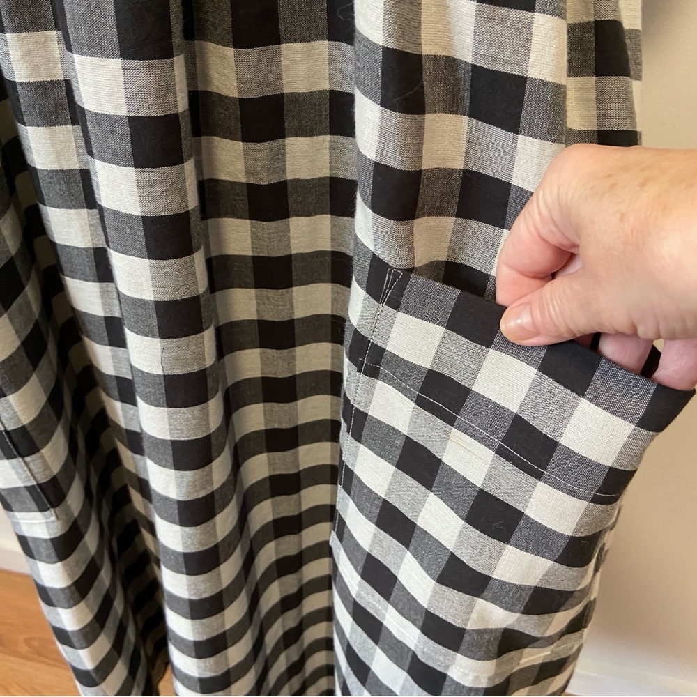 Checkered Black and White Midi Dress - Picture 6 of 9